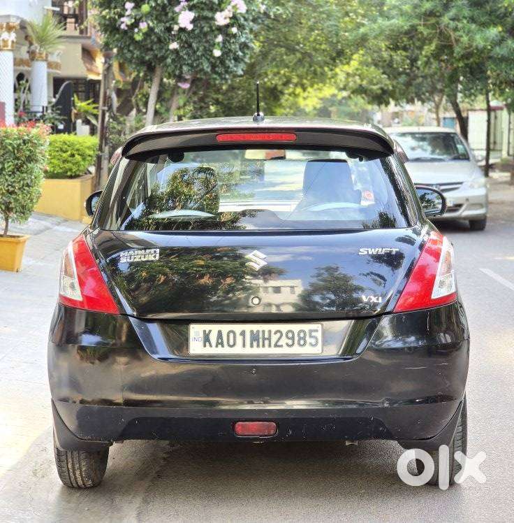 Maruti Suzuki Swift Vxi, 2011, Petrol