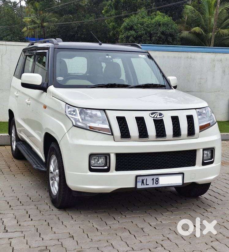 Mahindra Tuv 300 Mhawk100 T8 Amt, 2017, Diesel