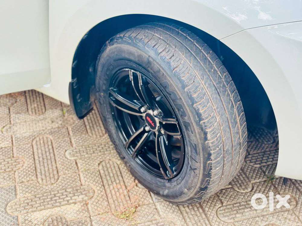 Maruti Suzuki Swift Dzire 1.2 Vxi, 2017, Petrol