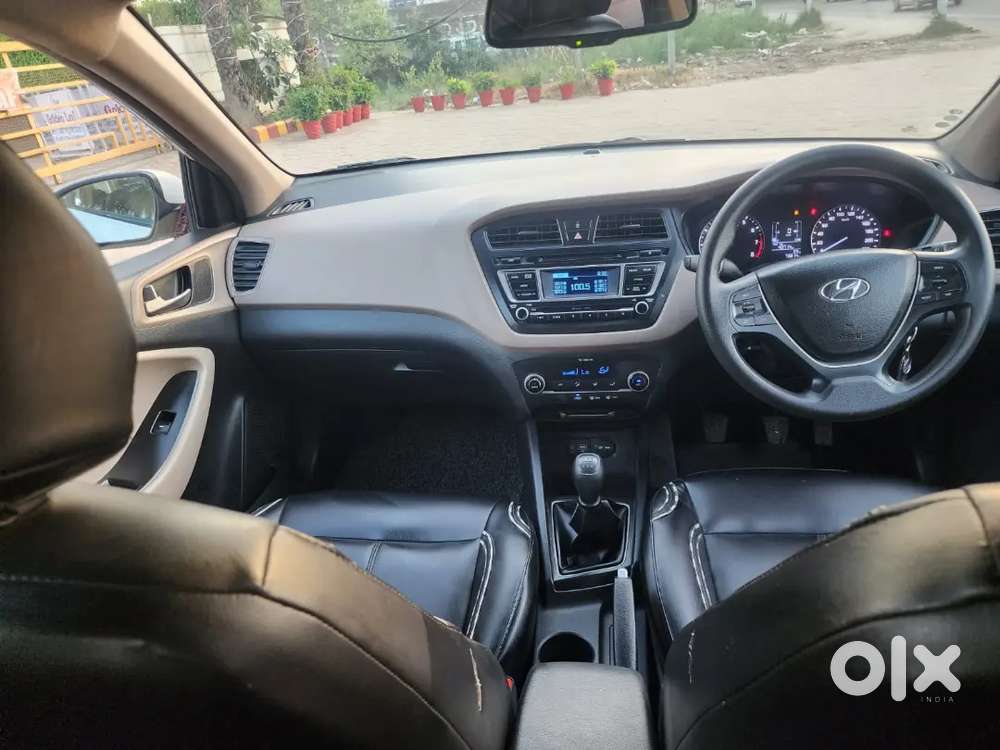 Hyundai I20 2015 Petrol 52000 Km Driven