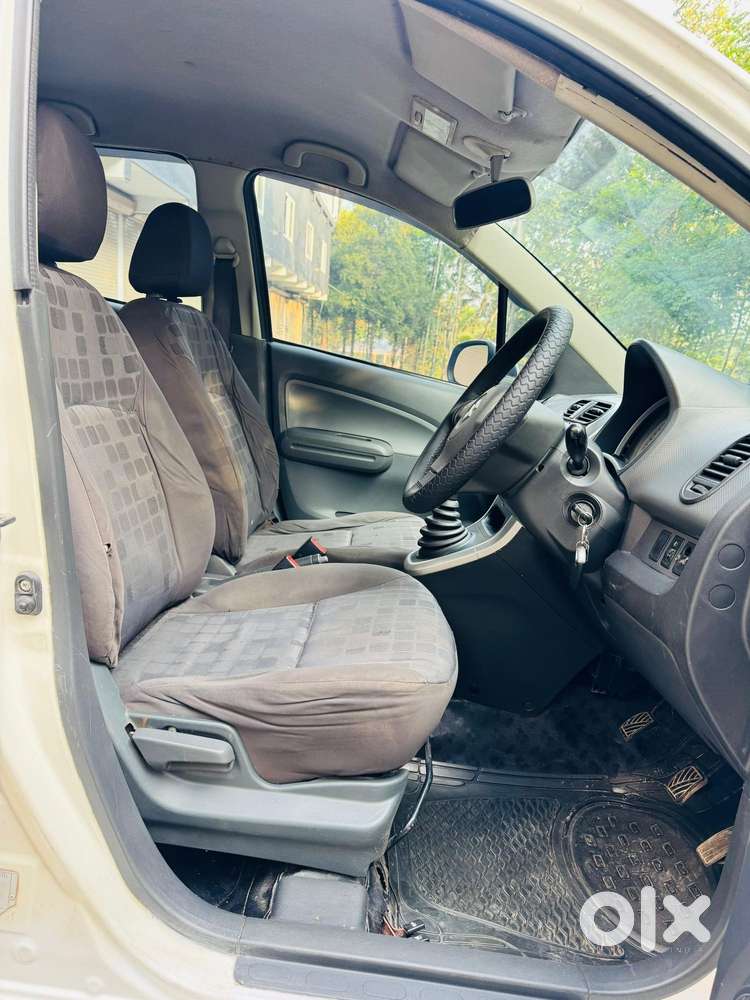 Maruti Suzuki Ritz Lxi, 2016, Petrol