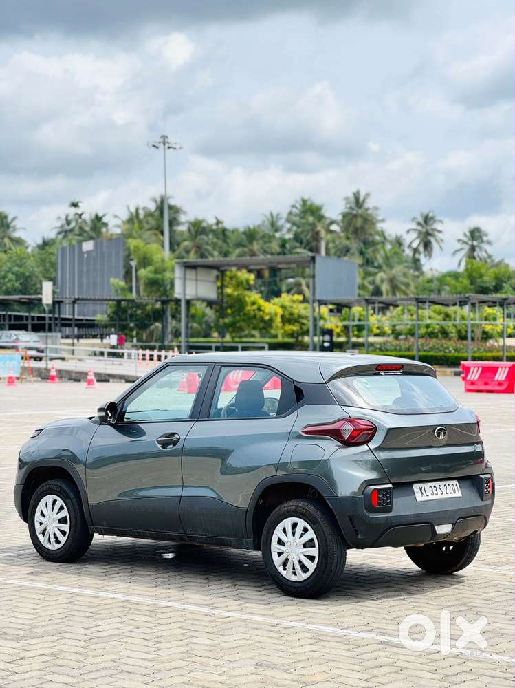 Tata Punch Pure, 2025, Petrol
