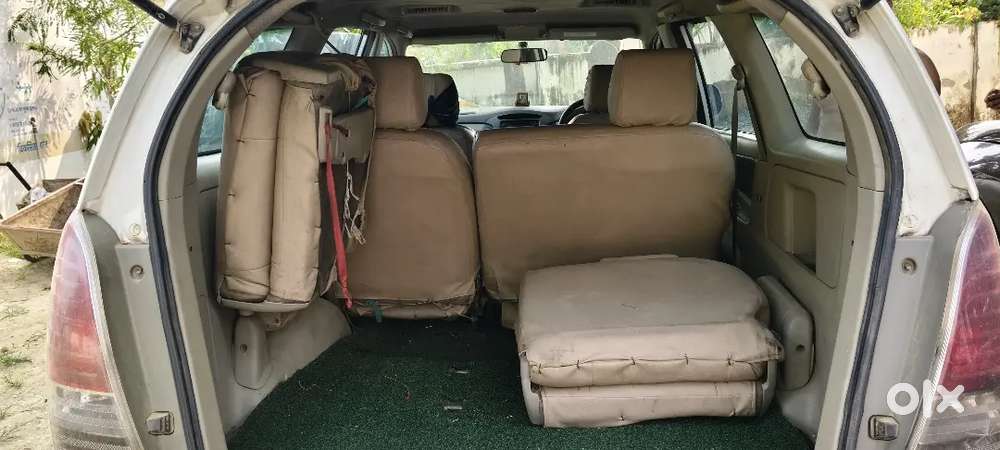 Toyota Innova Diesel 2012