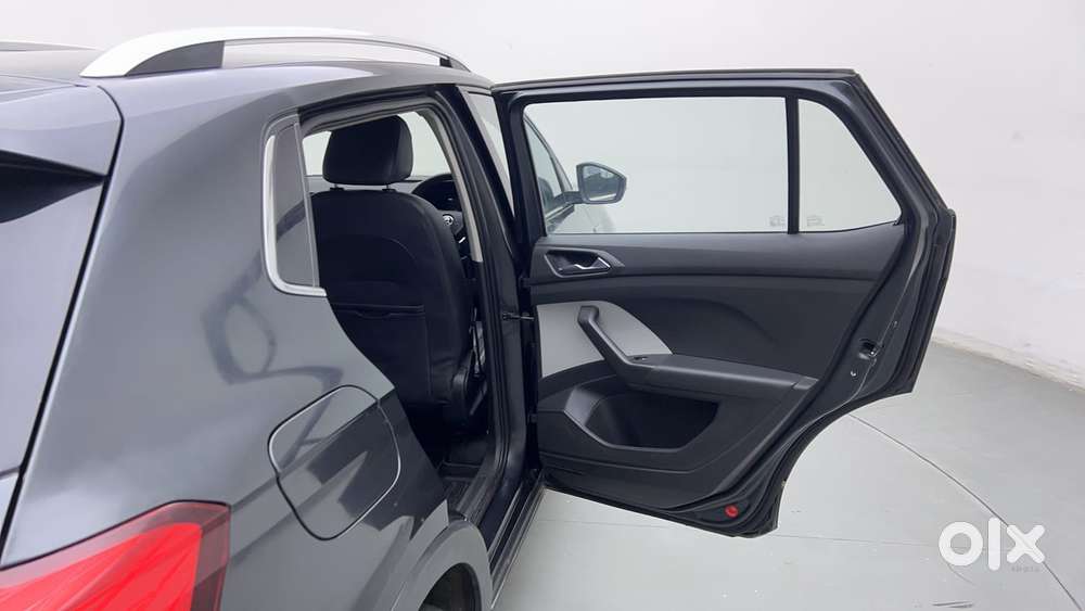 Skoda Kushaq 1.0 Tsi Style, 2022, Petrol