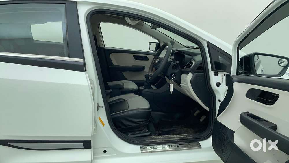 Tata Altroz 1.2 Xe Plus Petrol, 2021, Petrol