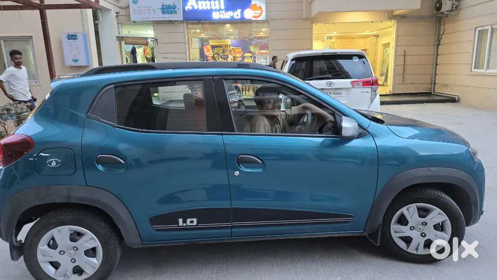Renault Kwid 2023 Petrol Automatic 7069 Km Driven