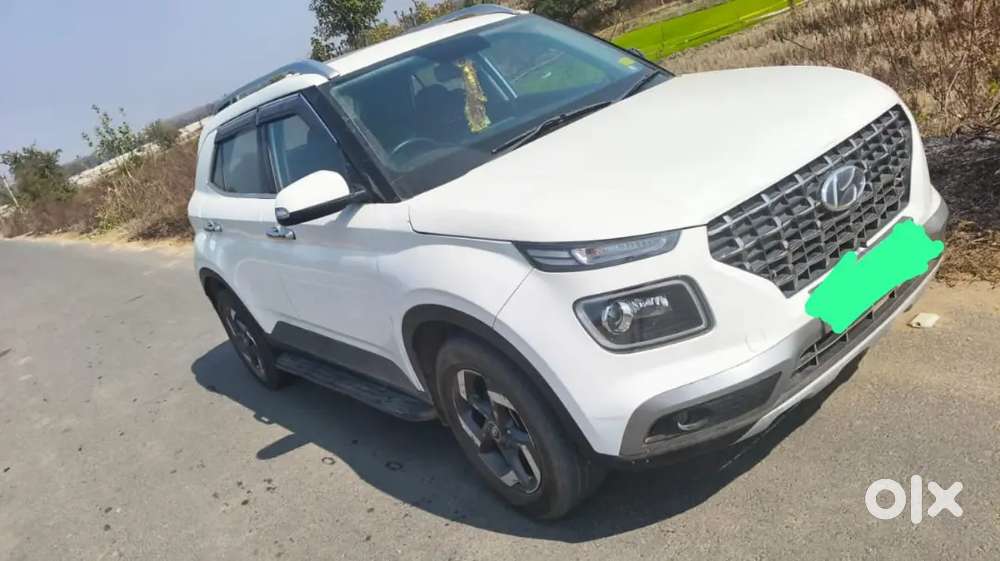 Hyundai Venue 2021 Diesel 115000 Km Driven