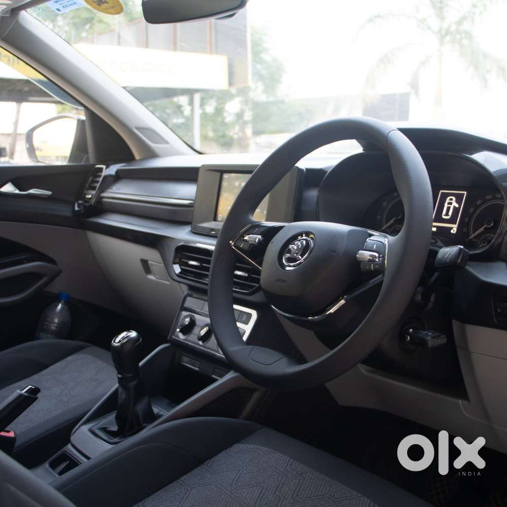 Skoda Kylaq Signature, 2026, Petrol