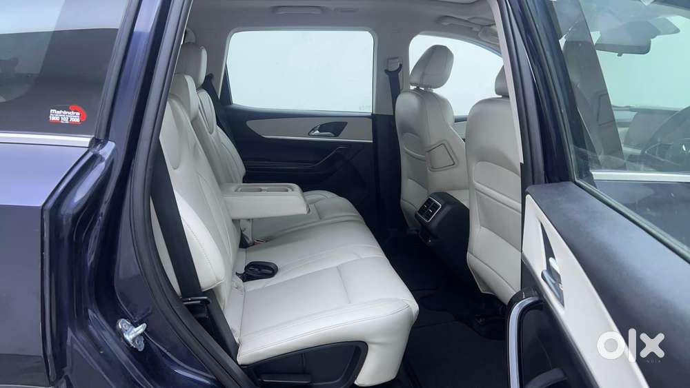 Mahindra Xuv700 2.2 Ax 7 Diesel At Str, 2023, Diesel