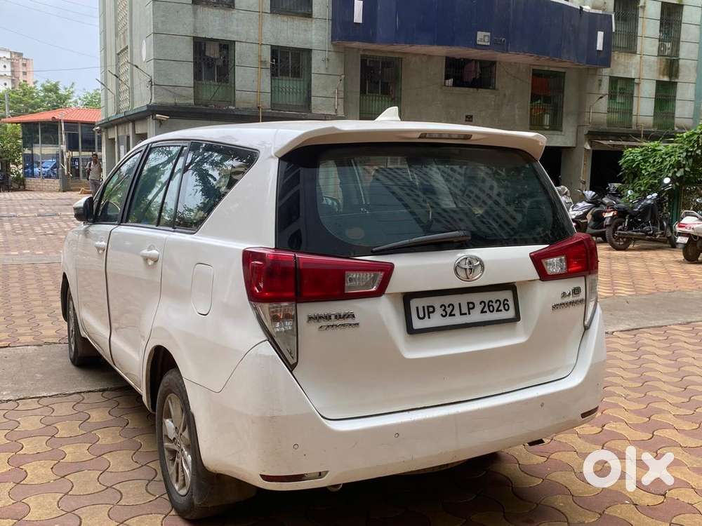 Toyota Innova Crysta 2.4 Mt 2020