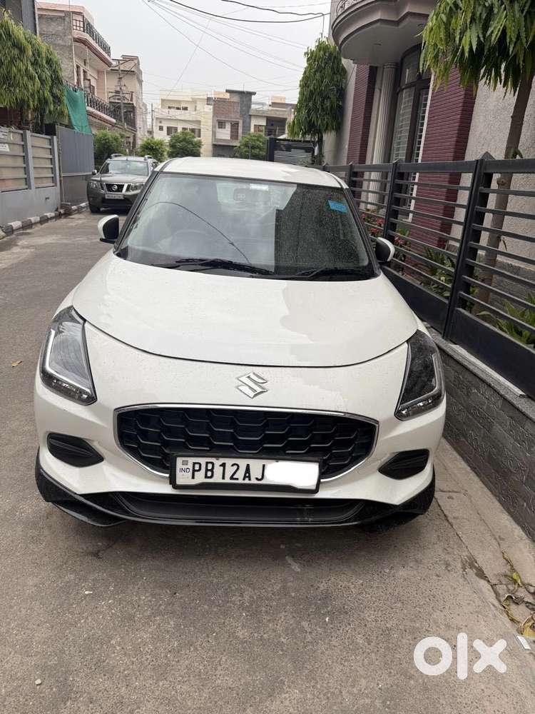 Maruti Suzuki Swift Vxi Optional, 2024, Petrol