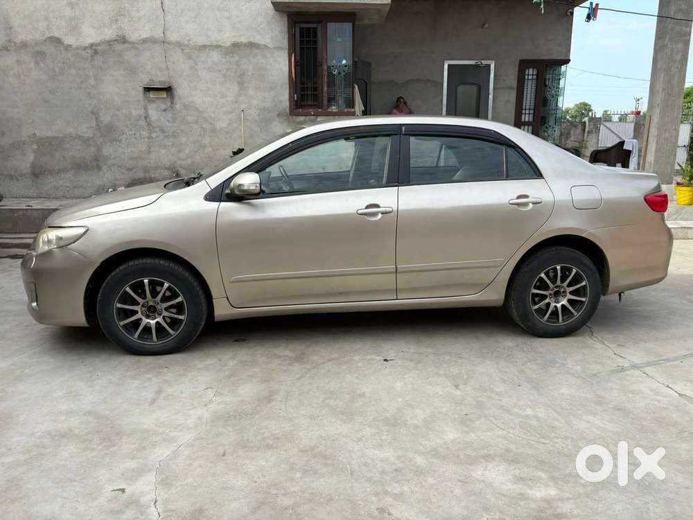 Toyota Corolla Altis 2013 Year