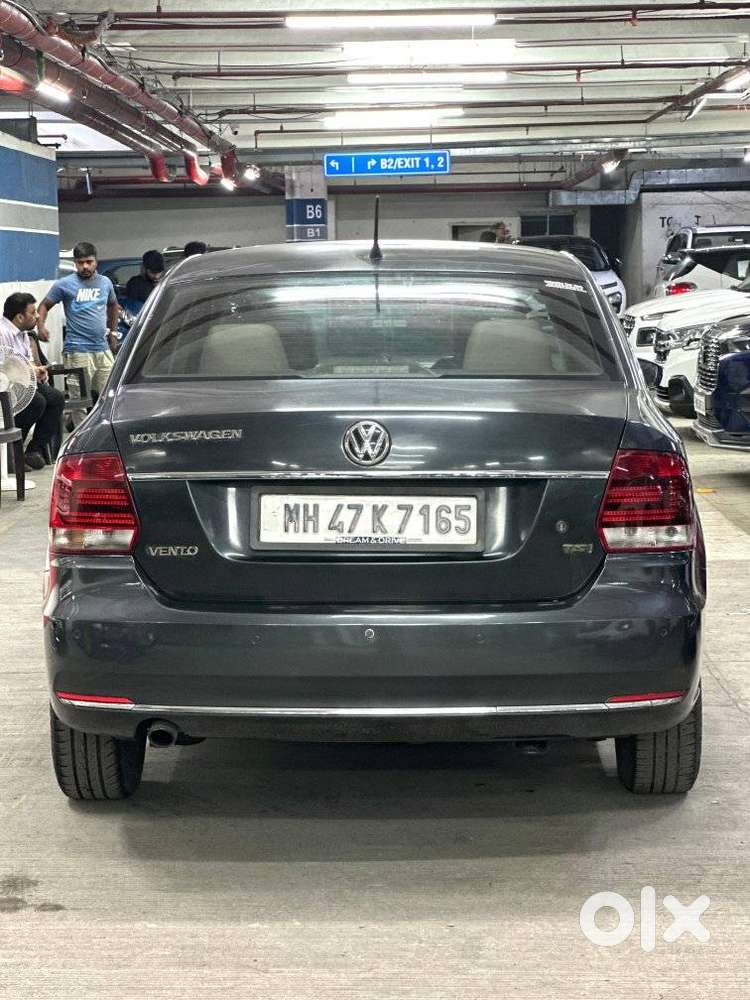 Volkswagen Vento 1.2 Tsi Highline Plus At, 2016, Petrol