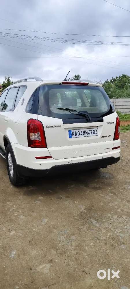 Mahindra Rexton 2013 Diesel 75500 Km Driven