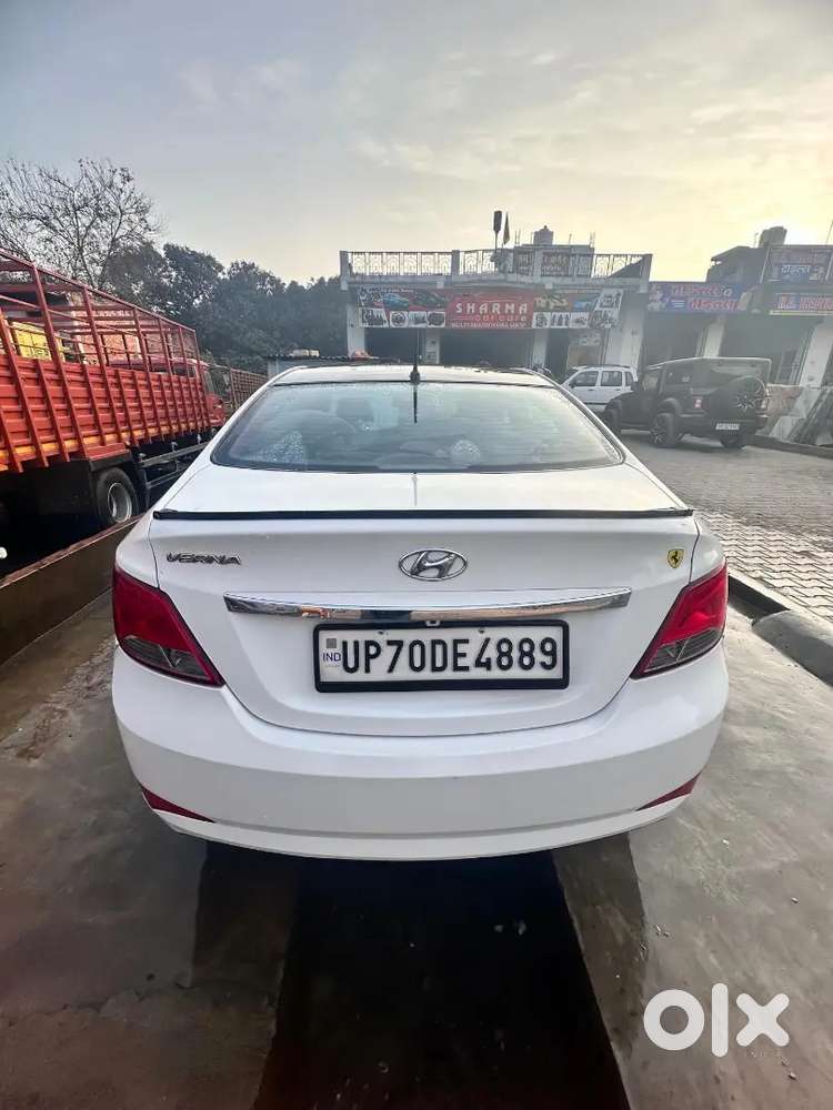 Hyundai Verna 2016 Diesel 80000 Km Driven Fully Maintain Condition