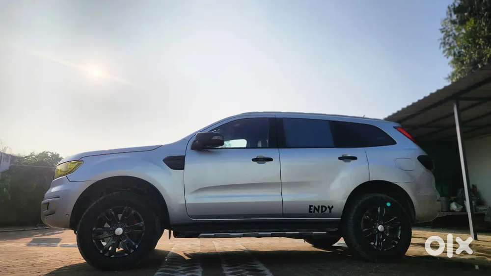 Ford Endeavour 2018 Diesel 97000 Km Driven