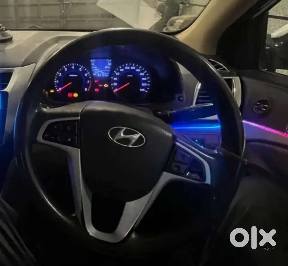 Hyundai Fluidic Verna 2013
