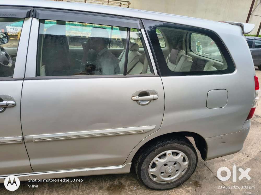 Toyota Innova 2012-2013 2.5 E Diesel Ms 7-seater, 2013, Diesel