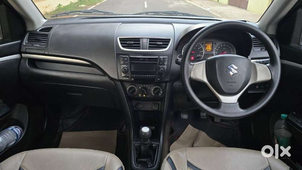 Maruti Suzuki Swift Vxi Optional, 2016, Petrol