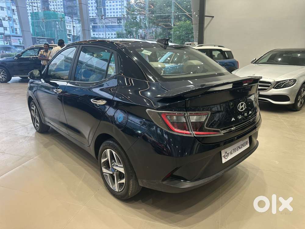 Hyundai Aura Sx 1.2 Cng, 2024, Petrol