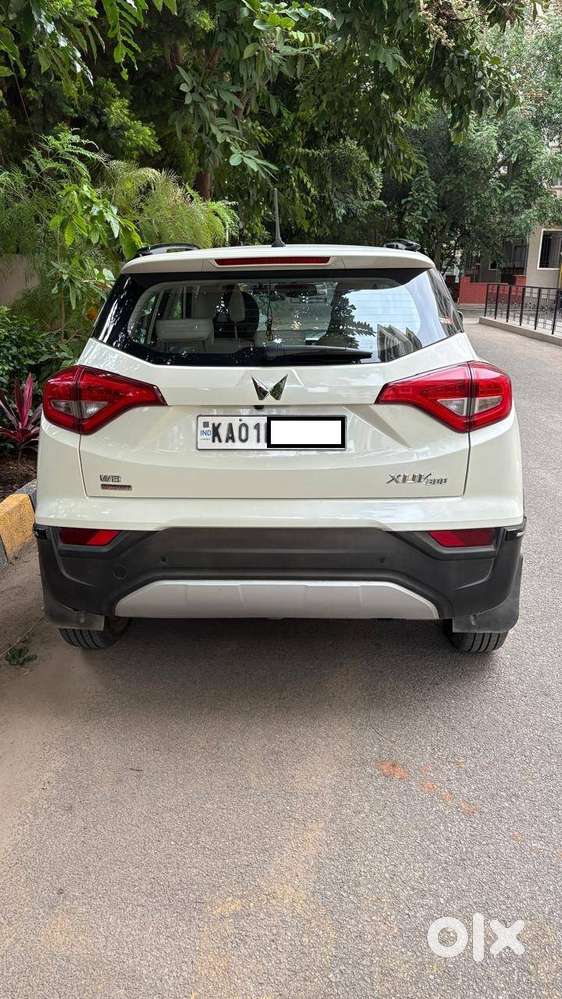 2022 Xuv300 W8(o) Amt  13k Km  1st Owner  Top Model
