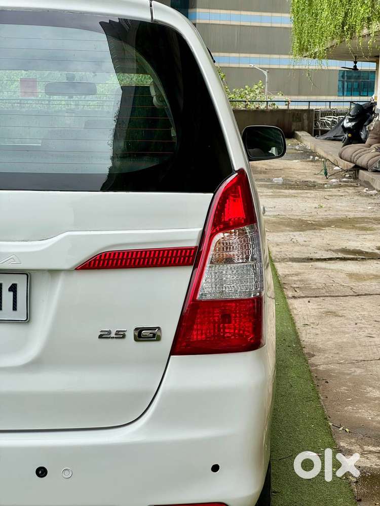 Toyota Innova 2.5 Gx (diesel) 8 Seater Bs Iv, 2016, Diesel