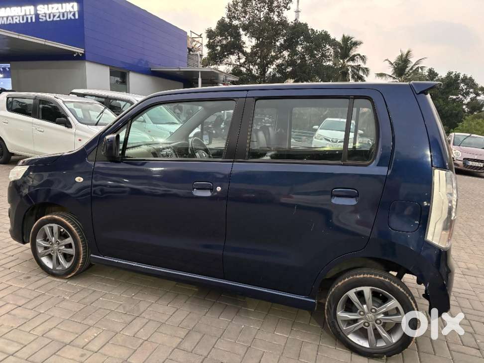 Maruti Suzuki Wagon R Vxi Amt Opt 1.2, 2017, Petrol