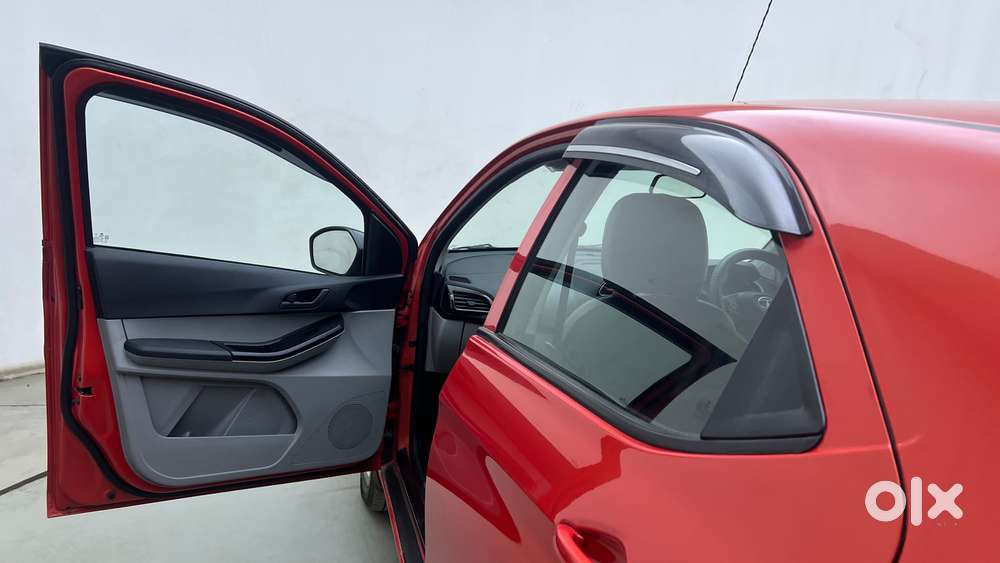 Tata Tiago 1.05 Revotorq Xt Option, 2023, Petrol