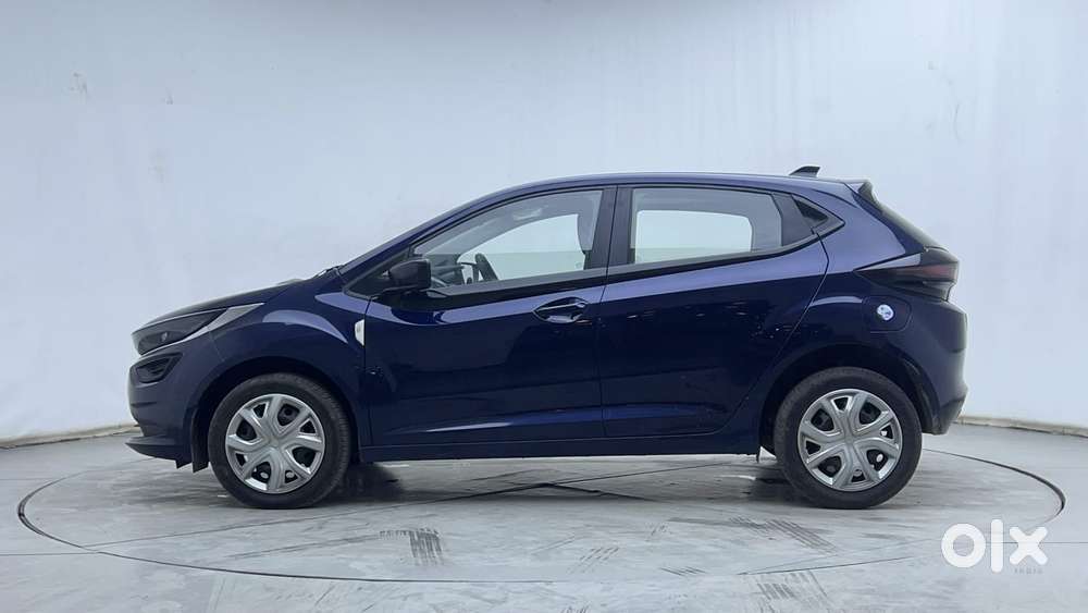 Tata Altroz Xm (s) Petrol, 2024, Petrol