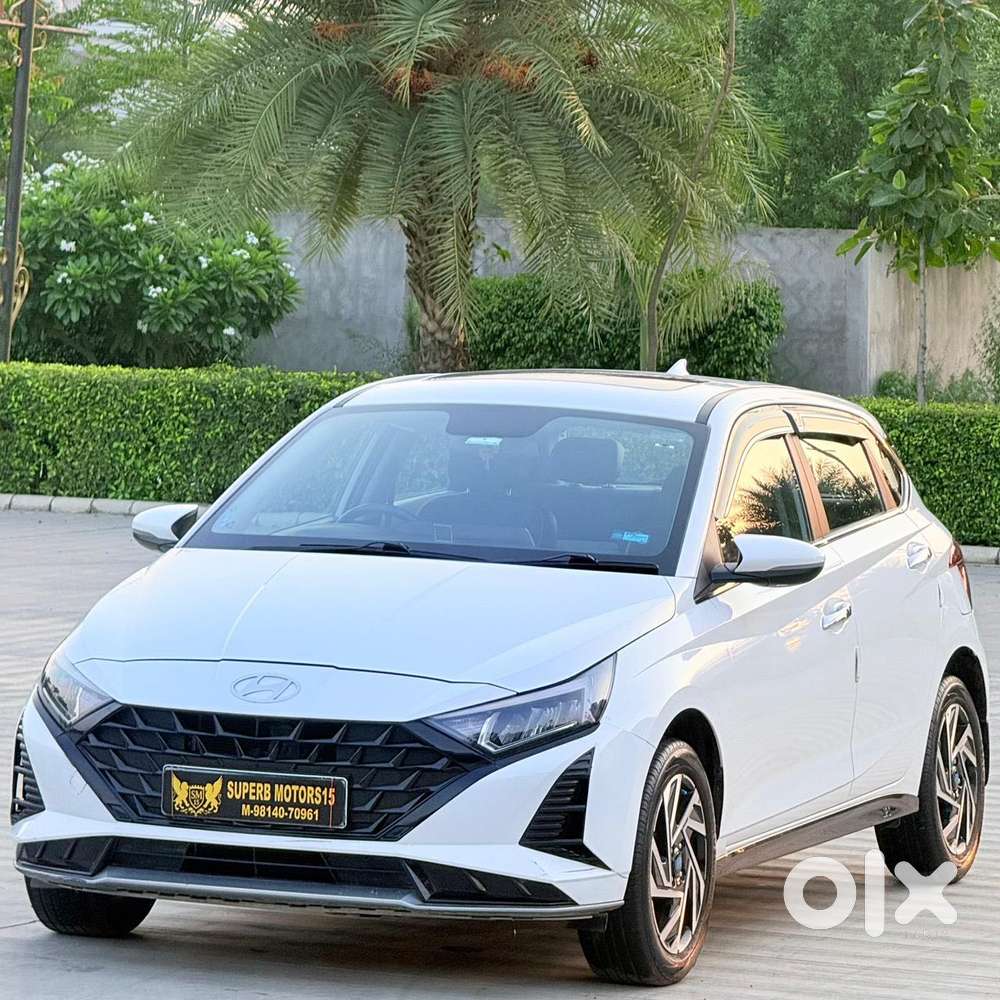 Hyundai New I20 1.2 Asta (o) Ivt, 2023, Petrol