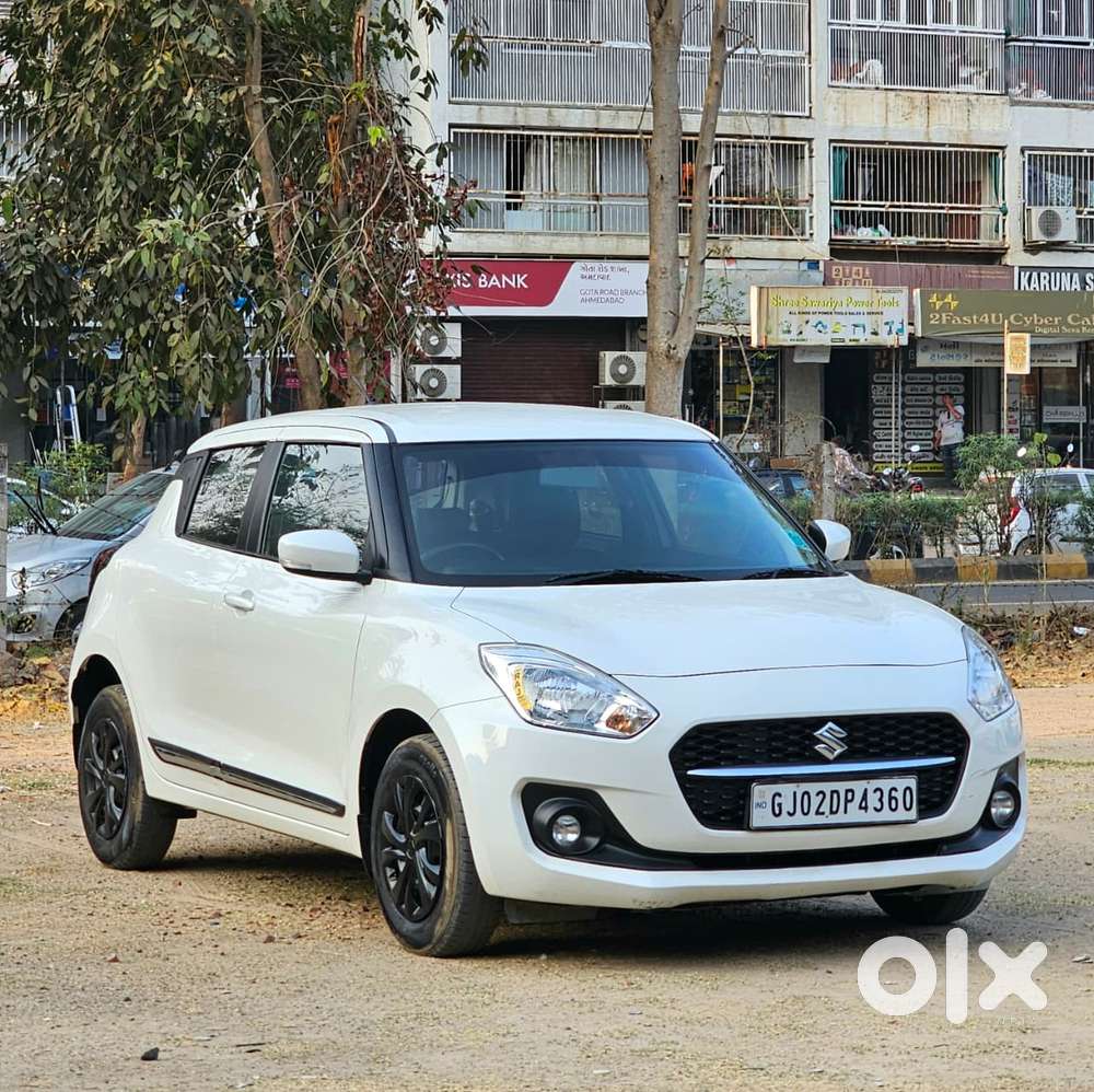 Maruti Suzuki Swift Vxi + Manual, 2022, Petrol