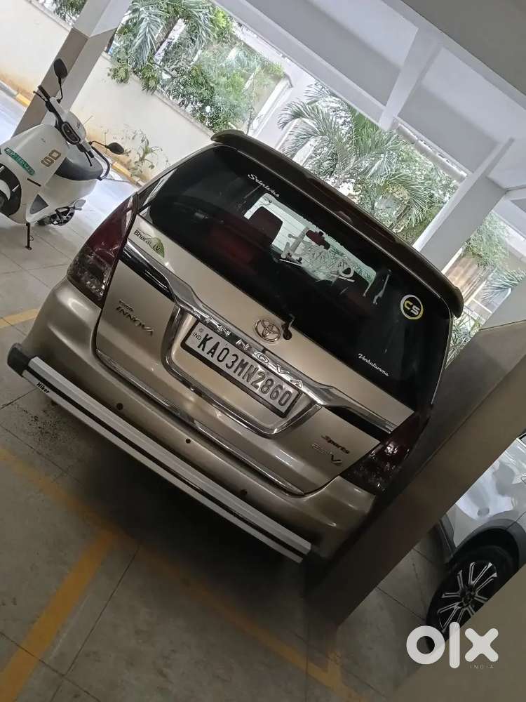 Toyota Innova 2.5 Vx 2010