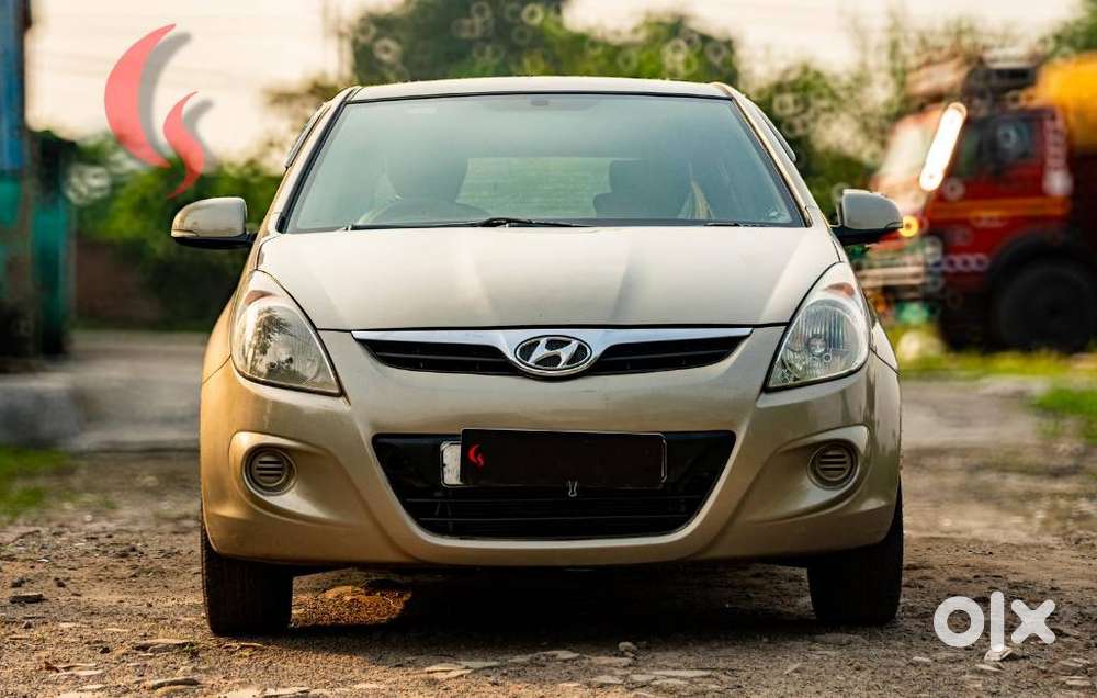 Hyundai I20 Sportz 1.2 Bs-iv, 2011, Petrol