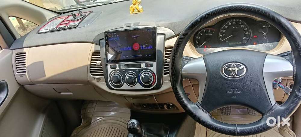 Toyota Innova 2.5 G (diesel) 7 Seater Bs Iv, 2016, Diesel