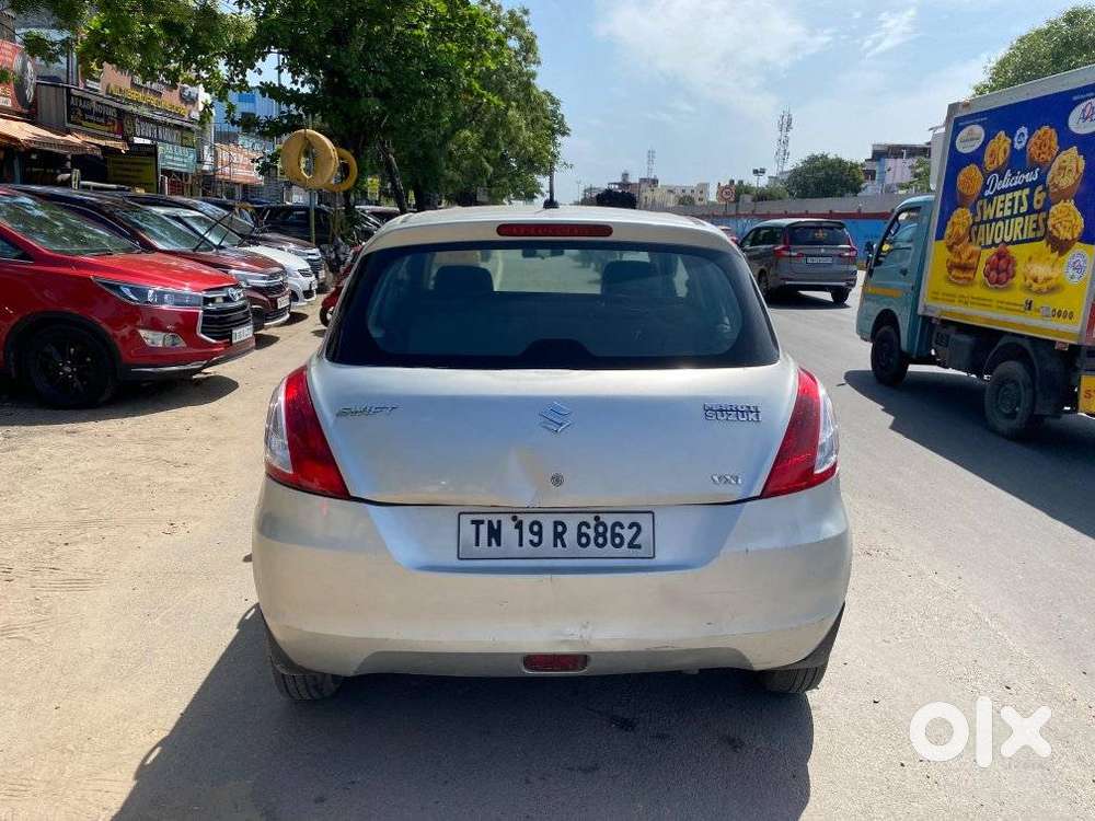 Maruti Suzuki Swift Vxi Abs Bsiv, 2015, Petrol