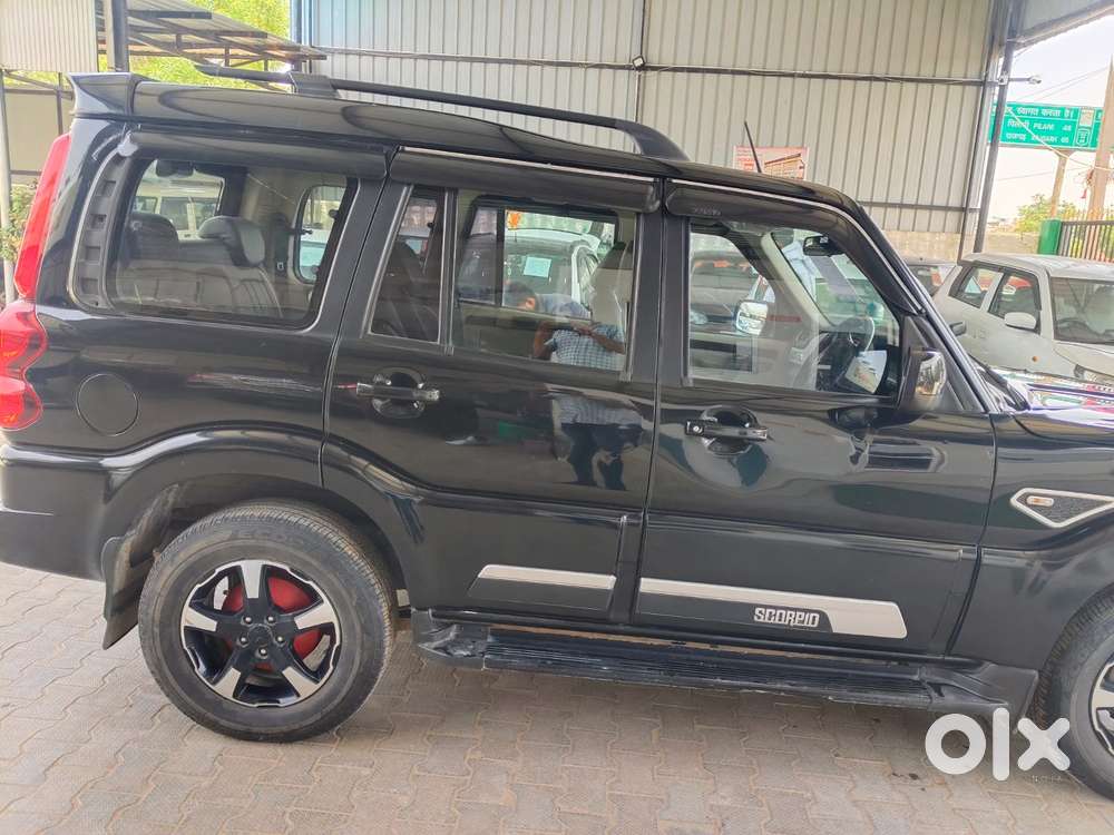 Mahindra Scorpio Classic 2.2 S 11 Mt 7 Cc, 2023, Diesel