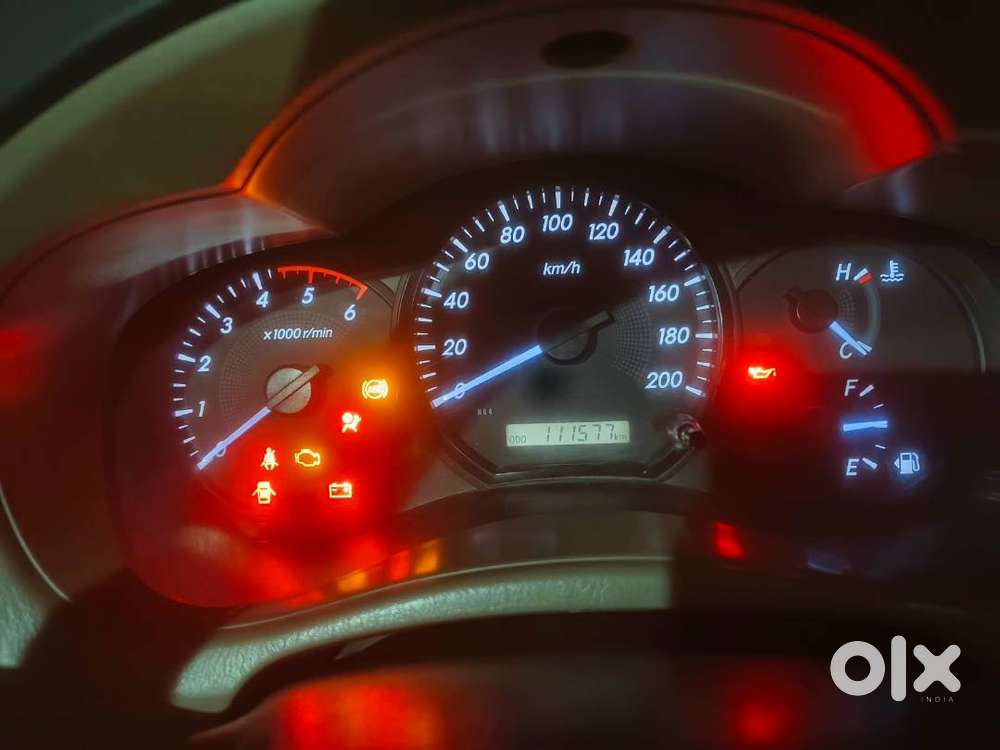 Toyota Innova 2.5 G4 2016