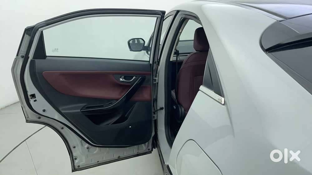 Tata Curvv Accomplished S 1.2 Revotron Petrol 7dca, 2024, Petrol