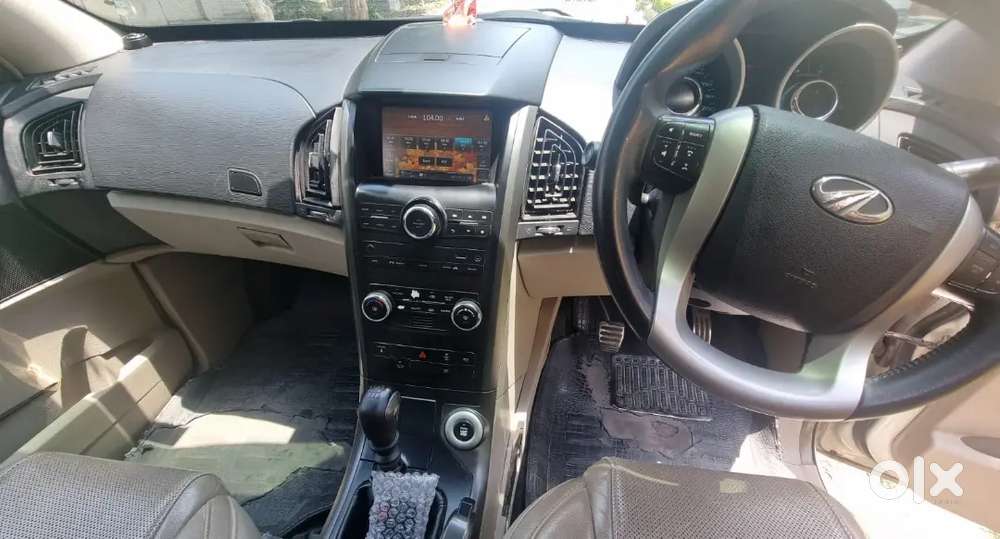 Mahindra Xuv500 2017 Diesel 105000 Km Driven