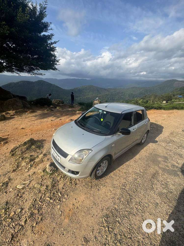 Maruti Suzuki Swift Zxi 2008 Petrol Well Maintained