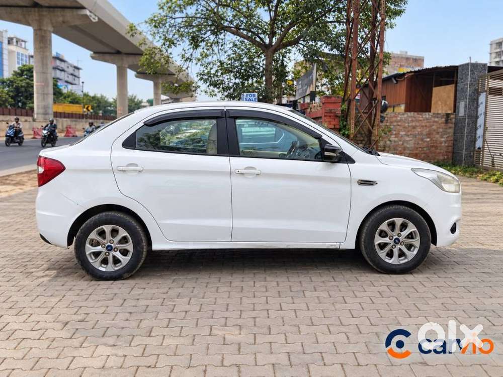 Ford Aspire Titatinium Blu Ti-vct, 2016