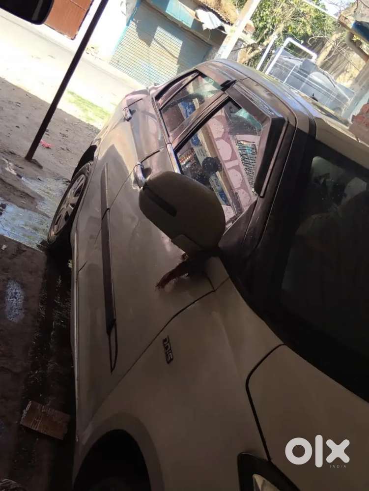 Maruti Suzuki Dzire 2013