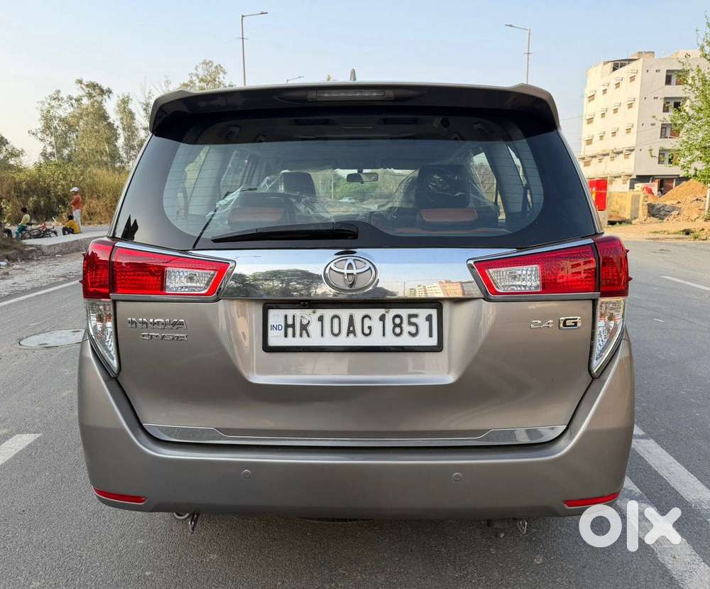 Toyota Innova Crysta