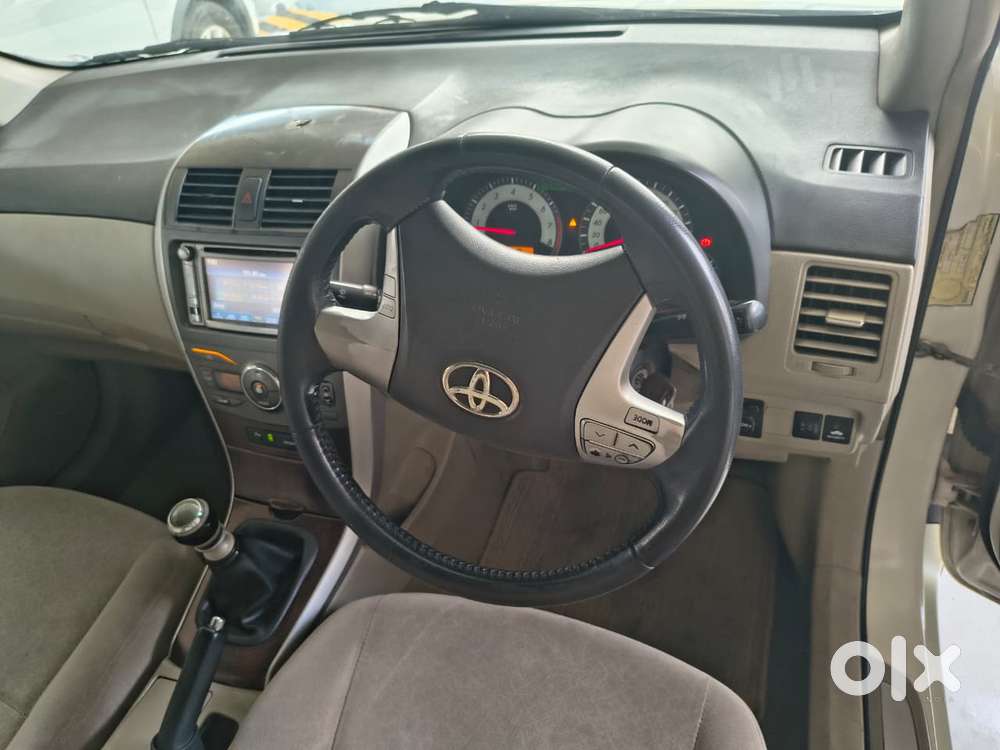 Toyota Corolla Altis, 2013, Petrol