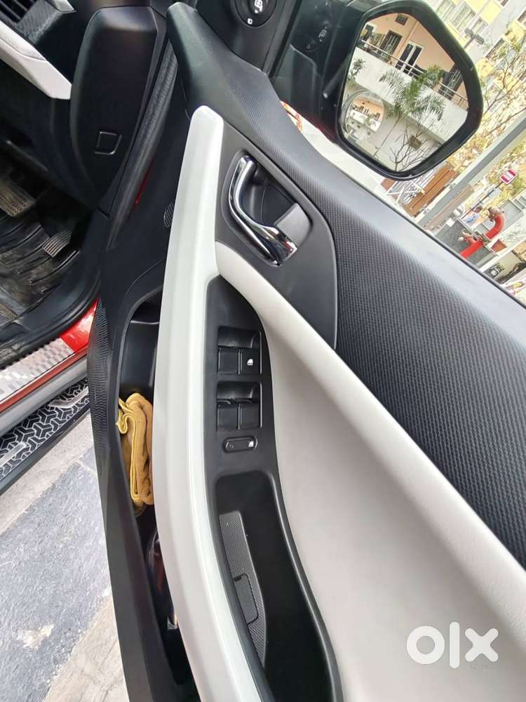 Tata Nexon Automatic (2024)