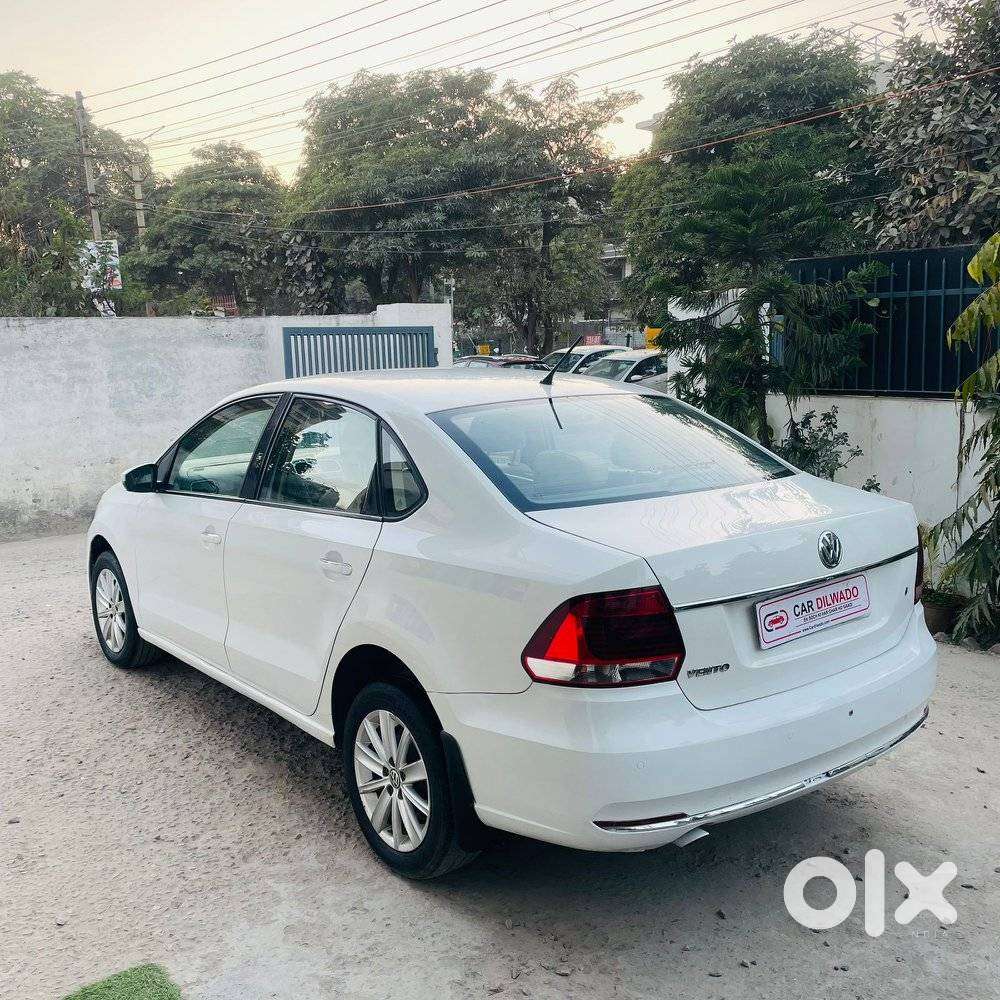 Volkswagen Vento 1.2 Tsi Highline Plus At, 2017, Petrol