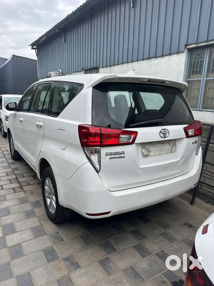 Toyota Innova Crysta 2017