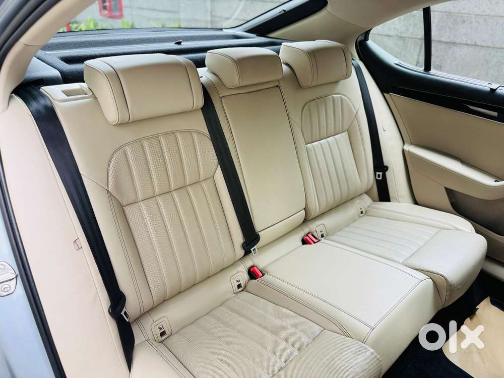 Skoda Superb 2.0 Tsi At L&k, 2021, Petrol