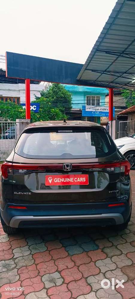 Honda Elevate V Mt, 2023, Petrol