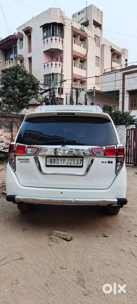 Toyota Innova Crysta 2.4 G Mt 8s, 2018, Diesel